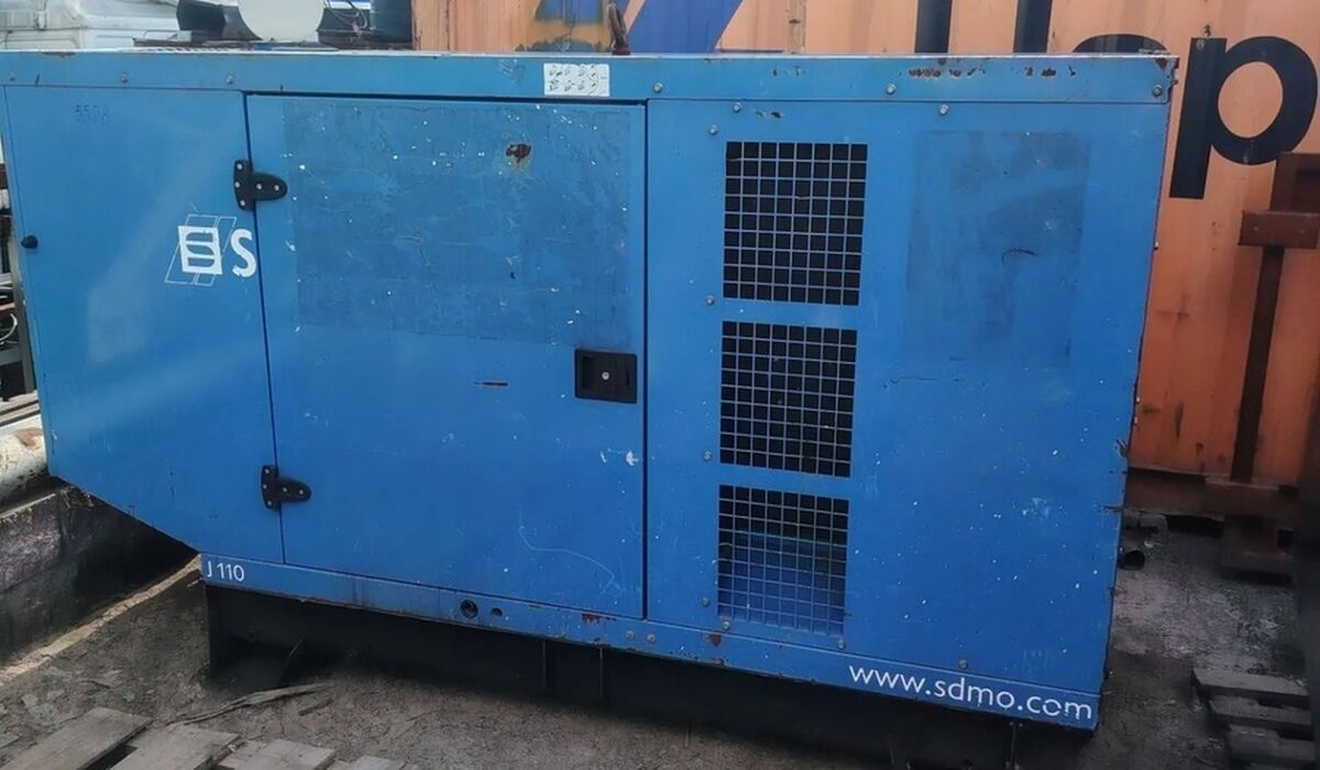 Дизельный генератор SDMO J 110, 80-88 кВт, б/у